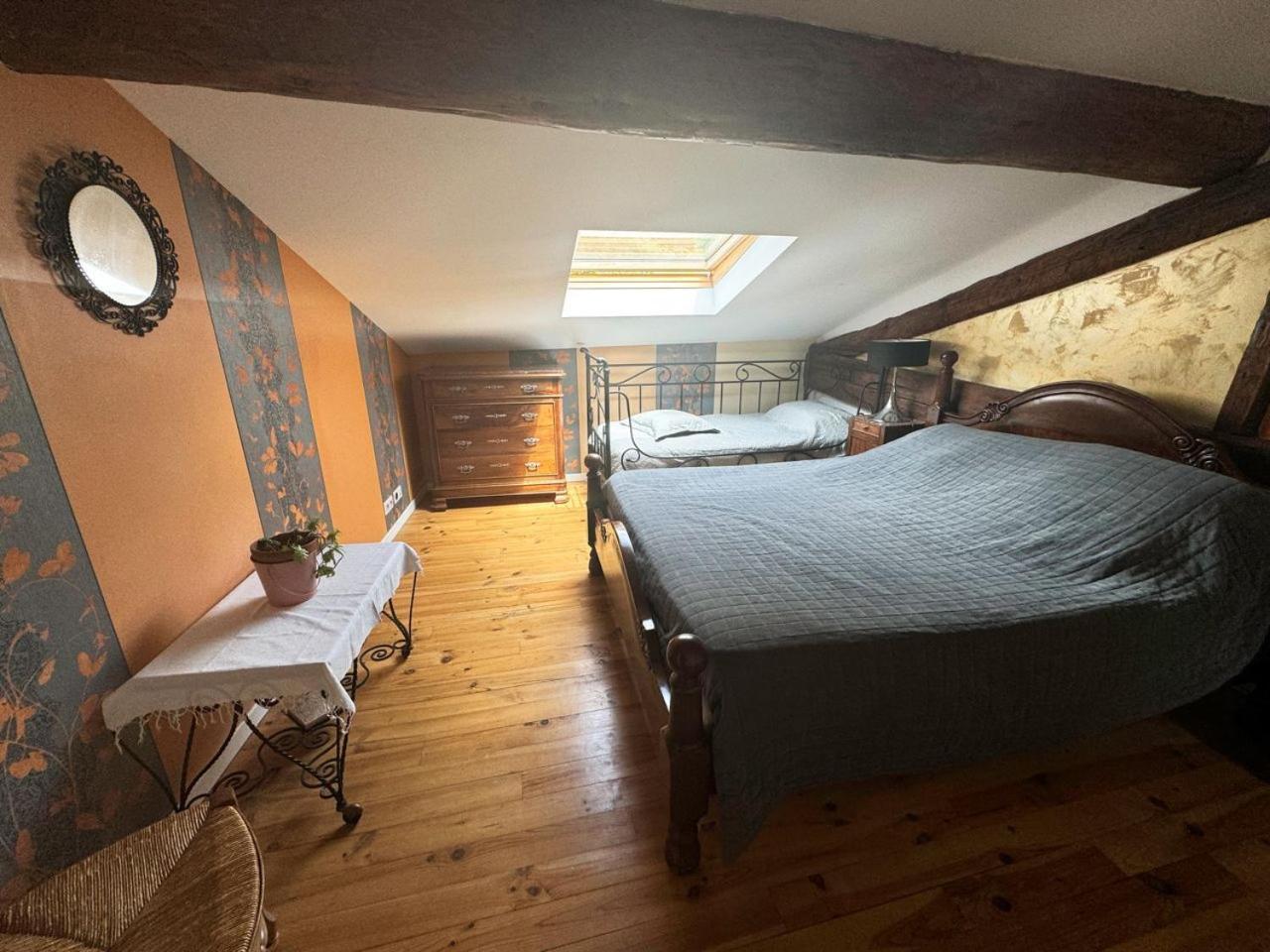 L'Oustal De L'Annetta Chambres Et Tables D'Hotes Comus Exteriör bild