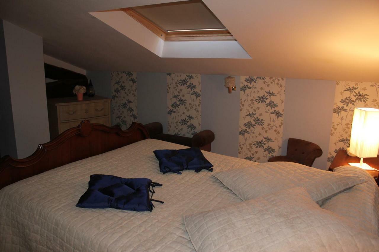 L'Oustal De L'Annetta Chambres Et Tables D'Hotes Comus Exteriör bild